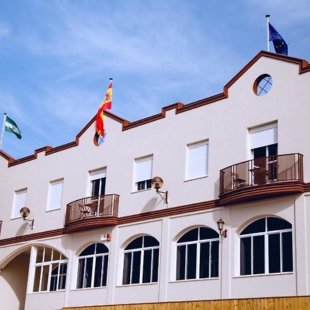 Hotel Olive Осуна Екстериор снимка